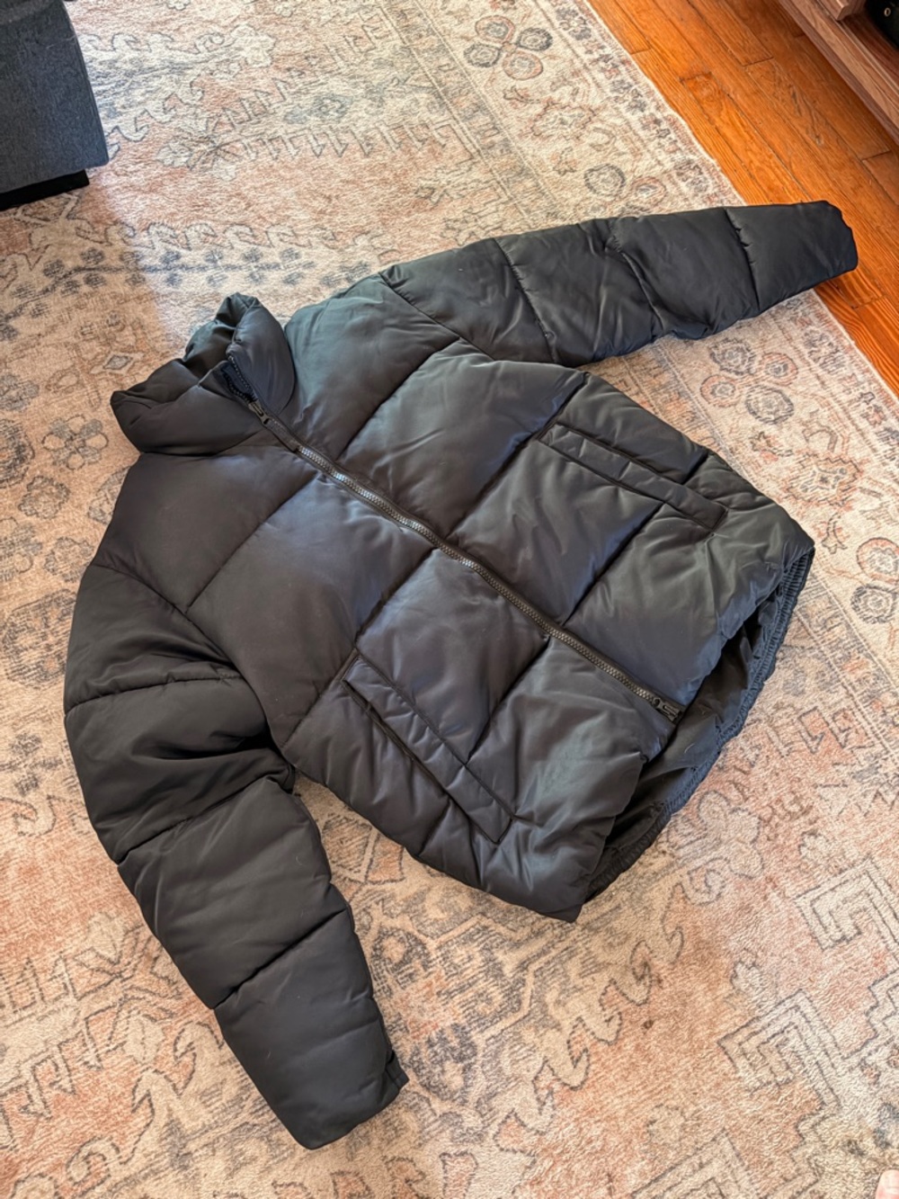 Abercrombie & Fitch ULTRA Men’s Black Puffer Jacket - Size M